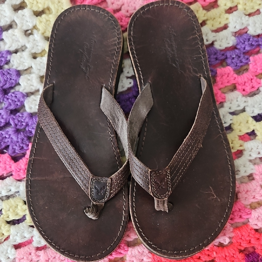 American Eagle Outfitters Brown Leather Flip Flop Sandals